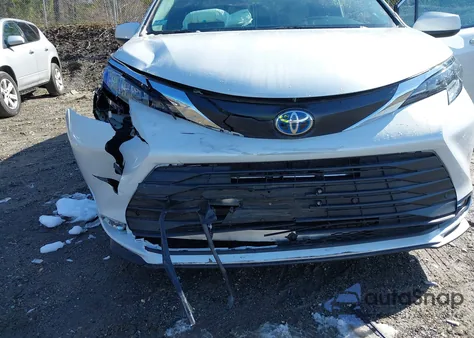 2025 Toyota Sienna Xle z USA, uszkodzony, nr VIN 5TDYSKFCXSS174782